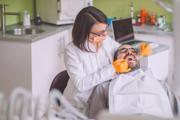 Best Broken Tooth Emergency  in Campbell, FL